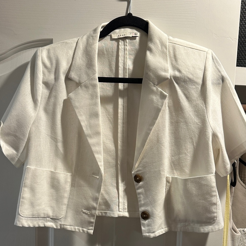 Lush Cream Blazer